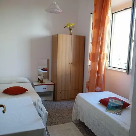 Casa Vacanza * Cardedu